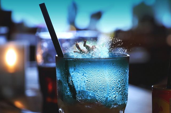 glass-5441264_640.jpg